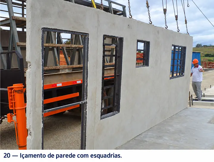 Içamento de parede com esquadrias.